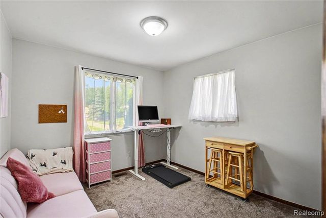 8530 Canal Road, Sterling Heights, MI 48314