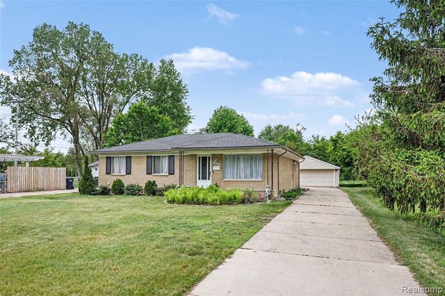 8530 Canal Road, Sterling Heights, MI 48314