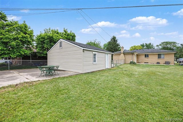 8530 Canal Road, Sterling Heights, MI 48314