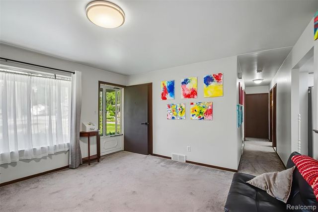 8530 Canal Road, Sterling Heights, MI 48314