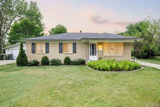 8530 Canal Road, Sterling Heights, MI 48314