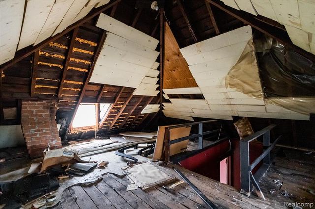 1525 Spruce Street, Detroit, MI 48216