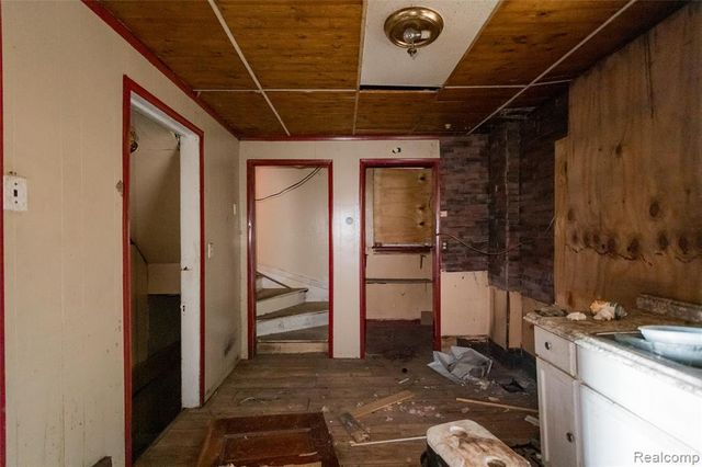 1525 Spruce Street, Detroit, MI 48216