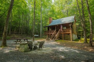 218 Broken Arrow Way, Epworth, GA 30541