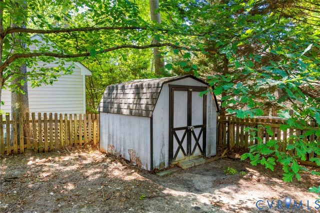 2910 Waterford Way, Henrico, VA 23233