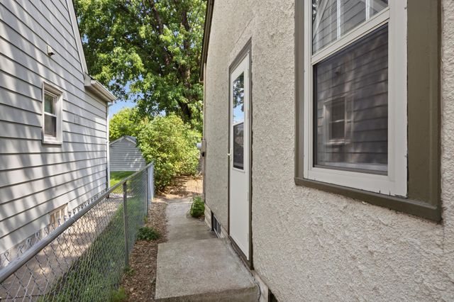 6015 2nd Avenue S, Minneapolis, MN 55419