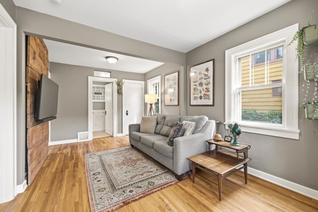 6015 2nd Avenue S, Minneapolis, MN 55419
