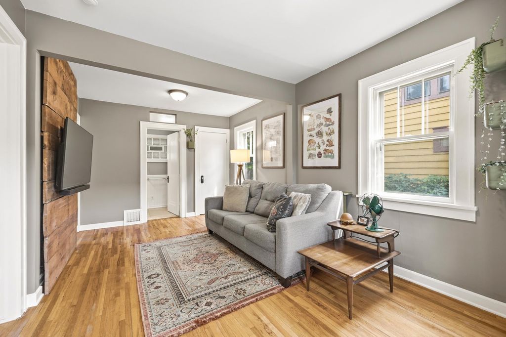 6015 2nd Avenue S, Minneapolis, MN 55419 — photo 3