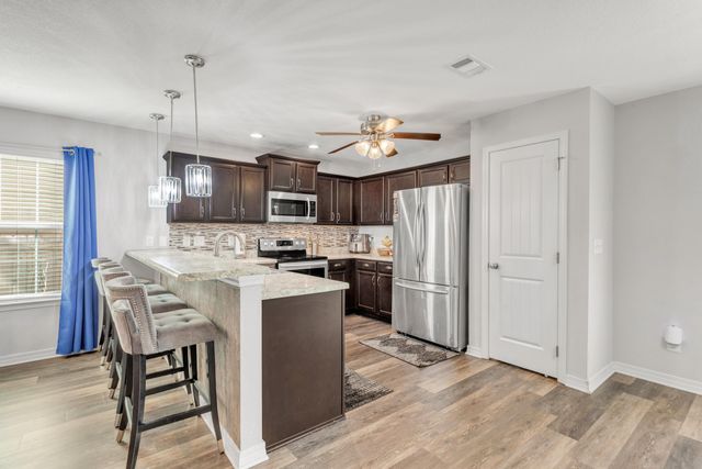 503 Eisenhower Drive, Crestview, FL 32539