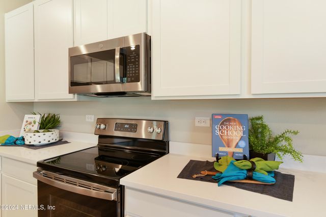 2562 THADDEUS CREEK Lane, Jacksonville, FL 32254