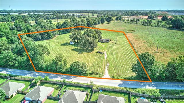 8564 & 8572 E Wagon Wheel Road, Springdale, AR 72762