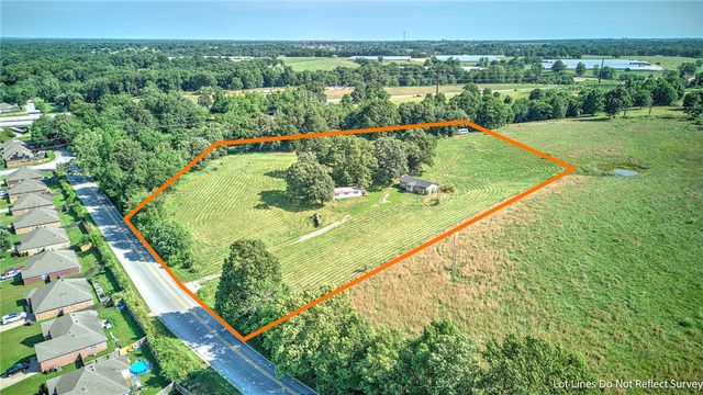 8564 & 8572 E Wagon Wheel Road, Springdale, AR 72762