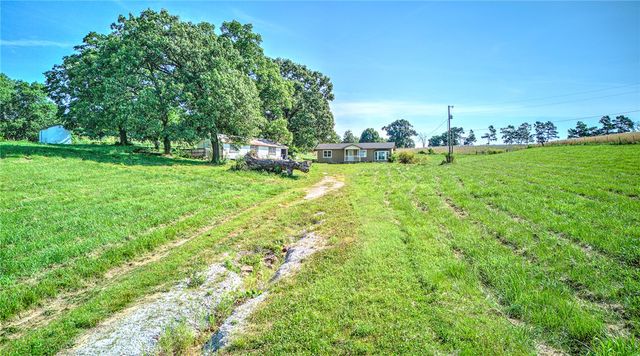 8564 & 8572 E Wagon Wheel Road, Springdale, AR 72762