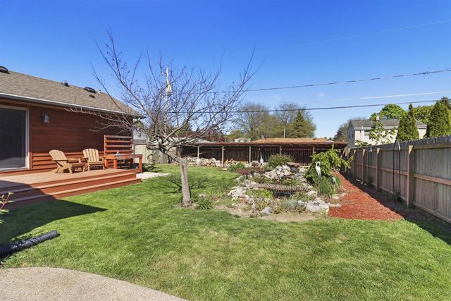3225 Buckingham ROAD, Sturtevant, WI 53177