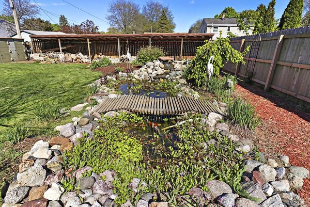 3225 Buckingham ROAD, Sturtevant, WI 53177