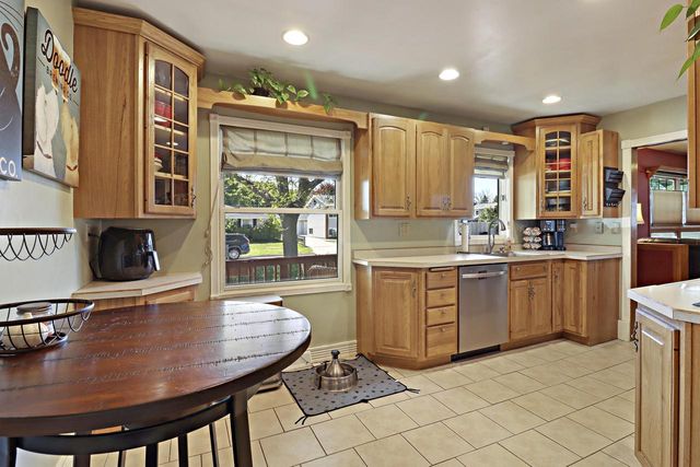 3225 Buckingham ROAD, Sturtevant, WI 53177