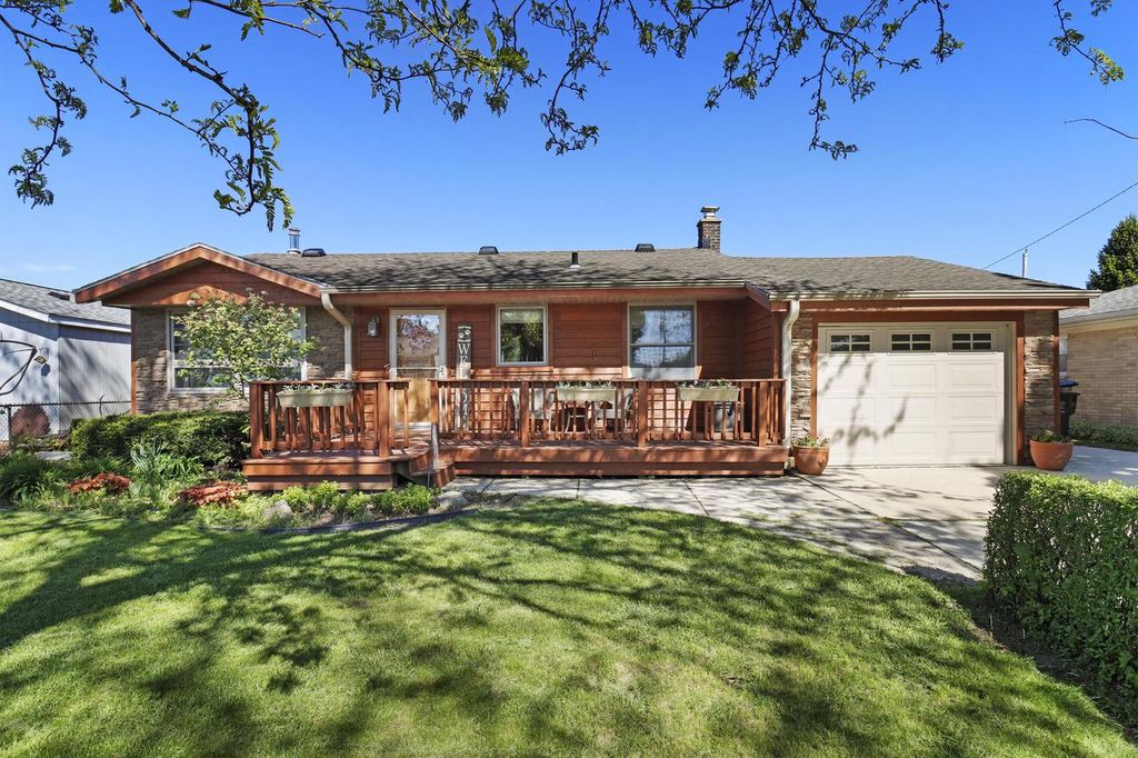 3225 Buckingham ROAD, Sturtevant, WI 53177