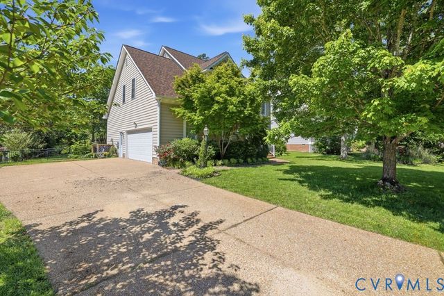 16845 Jaydee Ct, Moseley, VA 23120