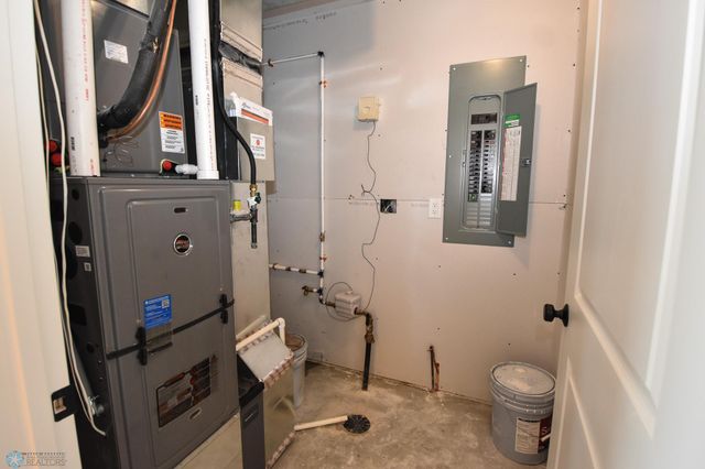 8323 62 Street S, Horace, ND 58047