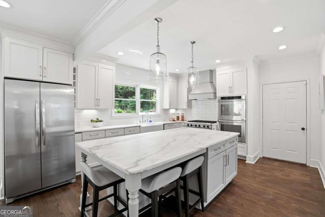 3975 Peachtree Dunwoody Road NE, Atlanta, GA 30342