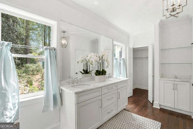 3975 Peachtree Dunwoody Road NE, Atlanta, GA 30342