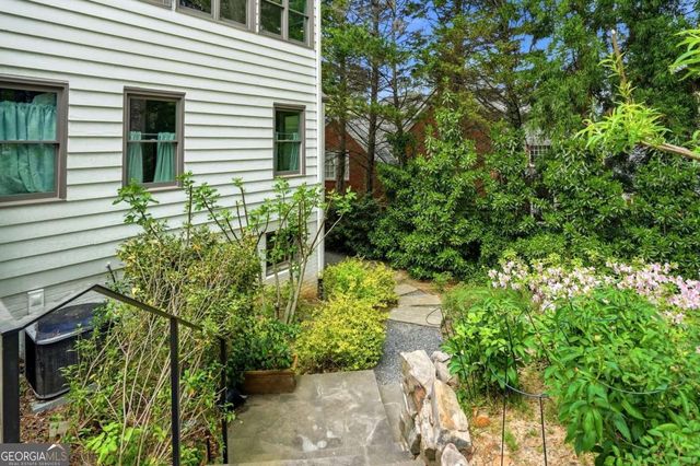 3975 Peachtree Dunwoody Road NE, Atlanta, GA 30342