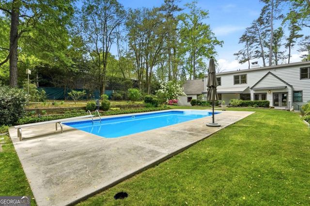 3975 Peachtree Dunwoody Road NE, Atlanta, GA 30342