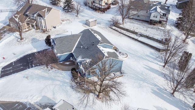 819 Moonlight Place, Woodbury, MN 55125