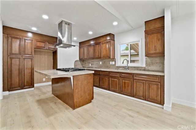 32549 Crescent, Lake Elsinore, CA 92530