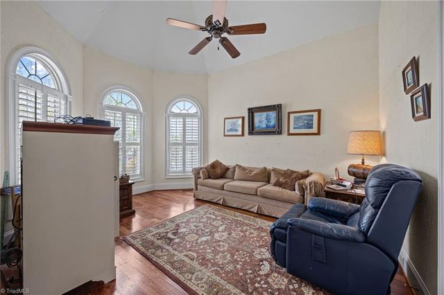 6063 Old Orchard Road, Kernersville, NC 27284