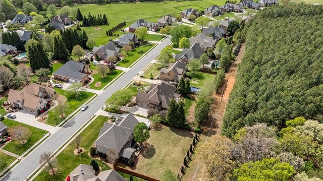 6063 Old Orchard Road, Kernersville, NC 27284
