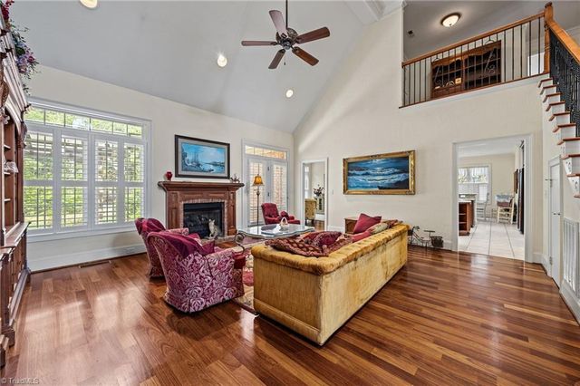 6063 Old Orchard Road, Kernersville, NC 27284