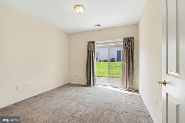 141 LEONARD LN, Harrisburg, PA 17111