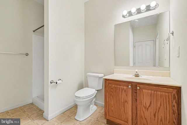 141 LEONARD LN, Harrisburg, PA 17111