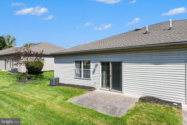 141 LEONARD LN, Harrisburg, PA 17111