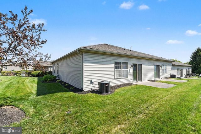 141 LEONARD LN, Harrisburg, PA 17111