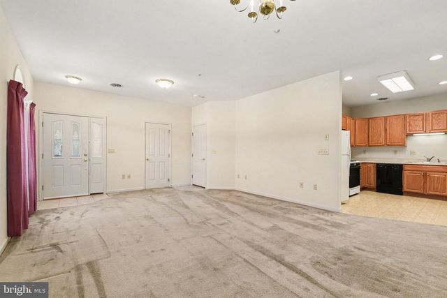 141 LEONARD LN, Harrisburg, PA 17111