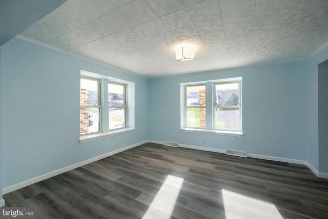 9446-9448 E SPRINGFIELD RD, Seven Valleys, PA 17360