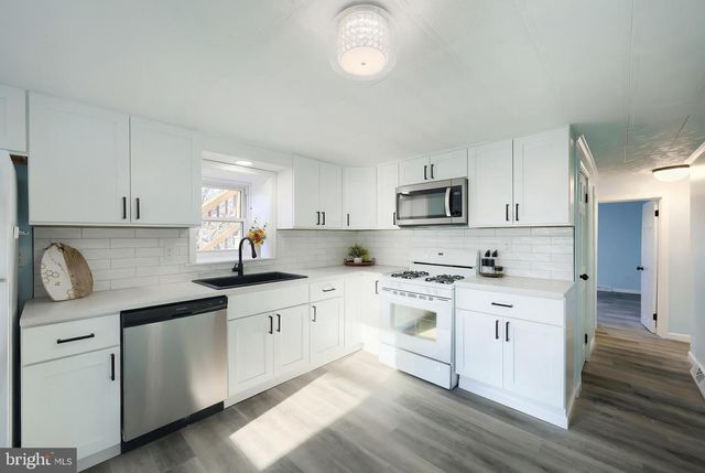 9446-9448 E SPRINGFIELD RD, Seven Valleys, PA 17360