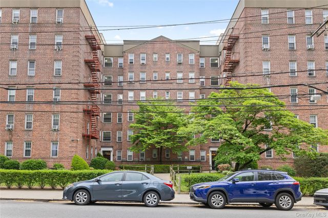 776 Bronx River Road B41, Bronxville, NY 10708