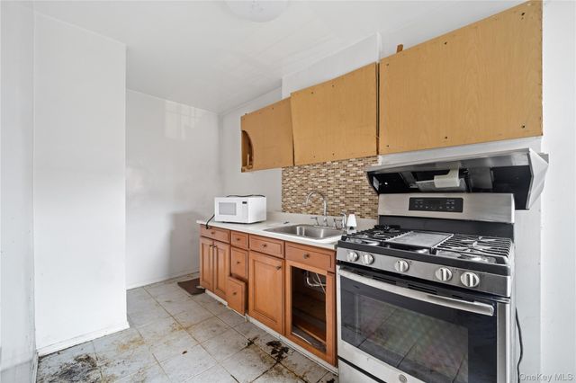 776 Bronx River Road B41, Bronxville, NY 10708