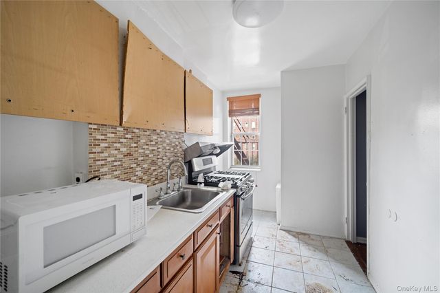 776 Bronx River Road B41, Bronxville, NY 10708