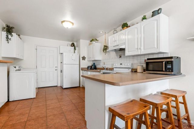 219-221 W Harmony Dr, Pueblo West, CO 81007