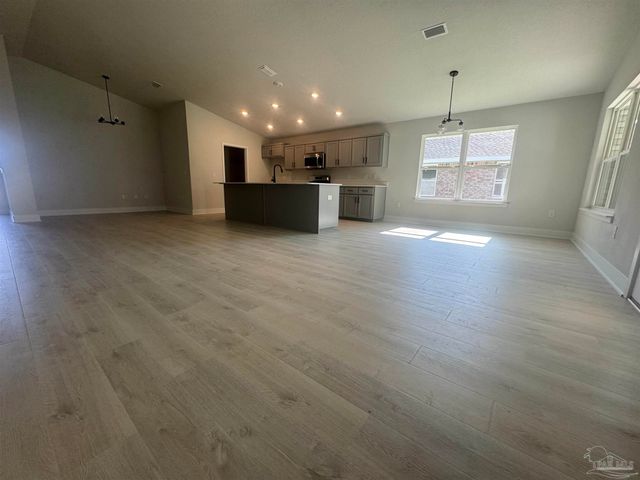 5399 Hidden Pines Cir, Milton, FL 32583