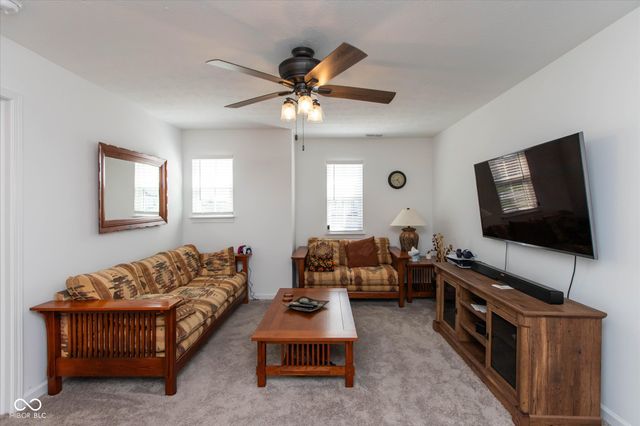 3022 Silvercliff Circle, Indianapolis, IN 46217