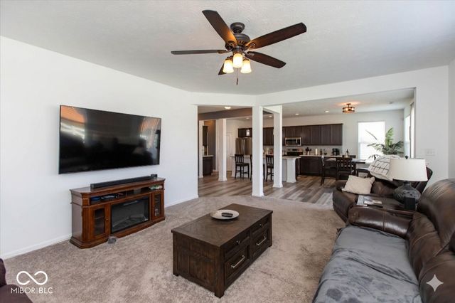 3022 Silvercliff Circle, Indianapolis, IN 46217