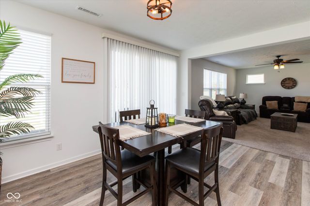 3022 Silvercliff Circle, Indianapolis, IN 46217