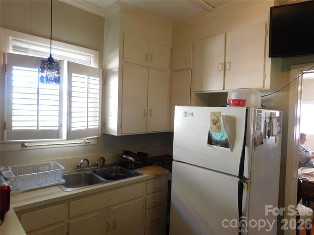 221 S Charlotte Avenue, Rock Hill, SC 29730