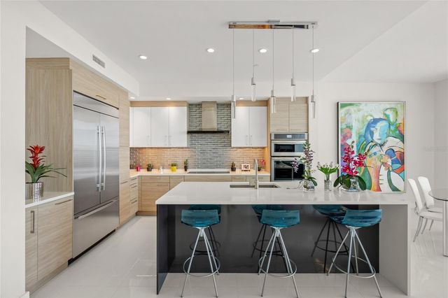 1155 N GULFSTREAM AVENUE 708, Sarasota, FL 34236