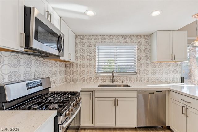 323 Quito Court, Henderson, NV 89014
